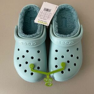 NWT CROCS Baya LINED Clogs W7 M5 LIGHT BLUE LINING